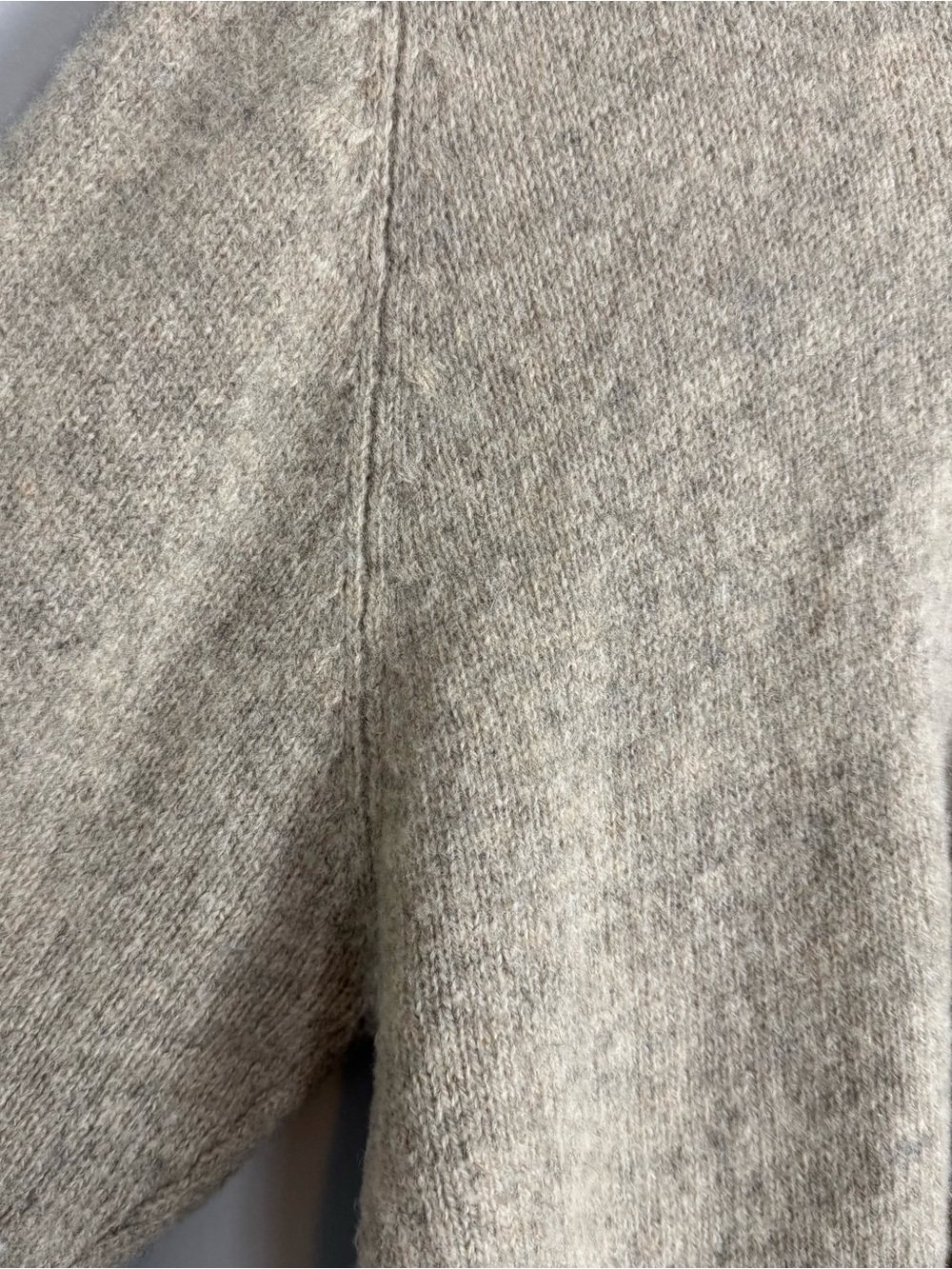 Vintage Eddie Bauer 100% Wool Men’s V Neck Tan Sweater - Picture 3 of 9
